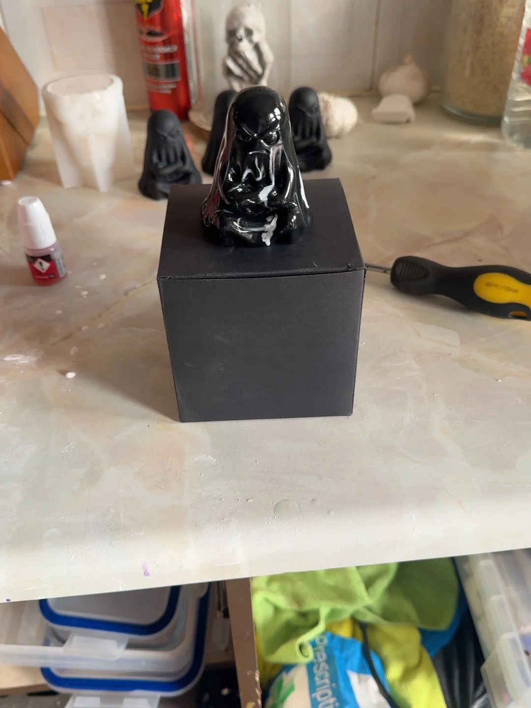 Original glossy black Mardy Ghost